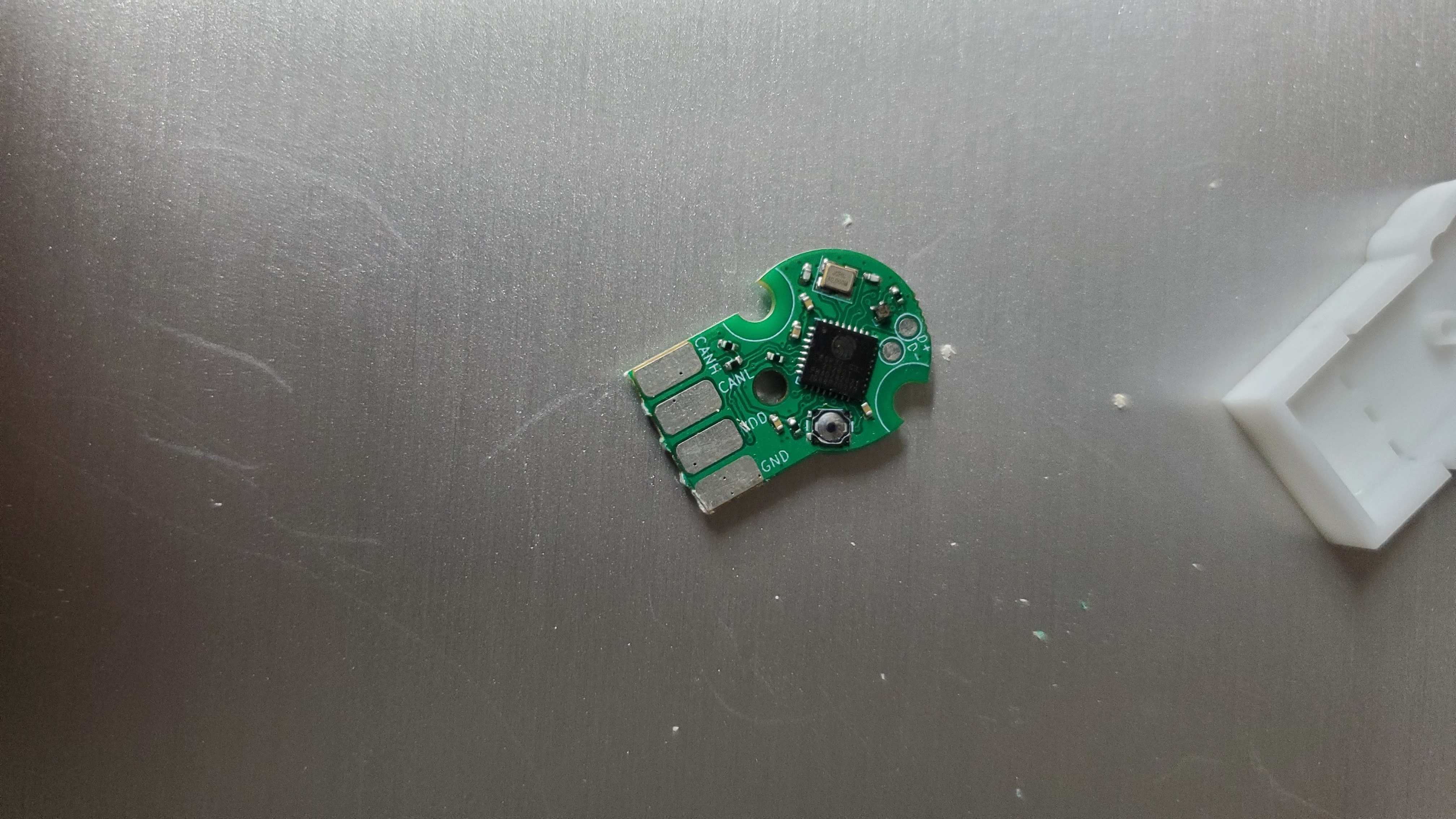 Canandmag smoothed on end after trimming